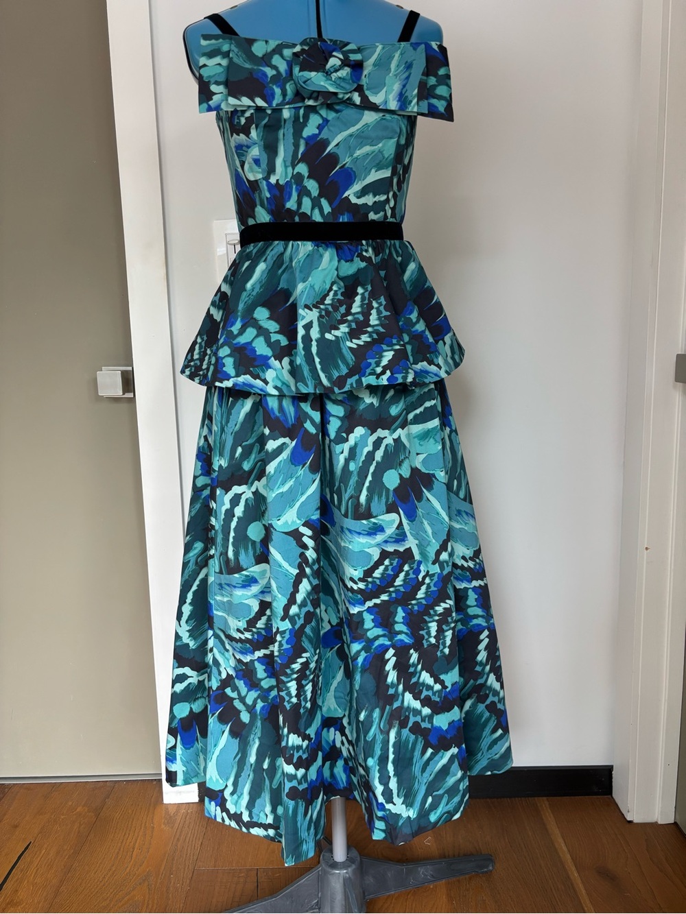 NWT Prosperina Sabine Blue Floral Top & Midi Skirt Set Small